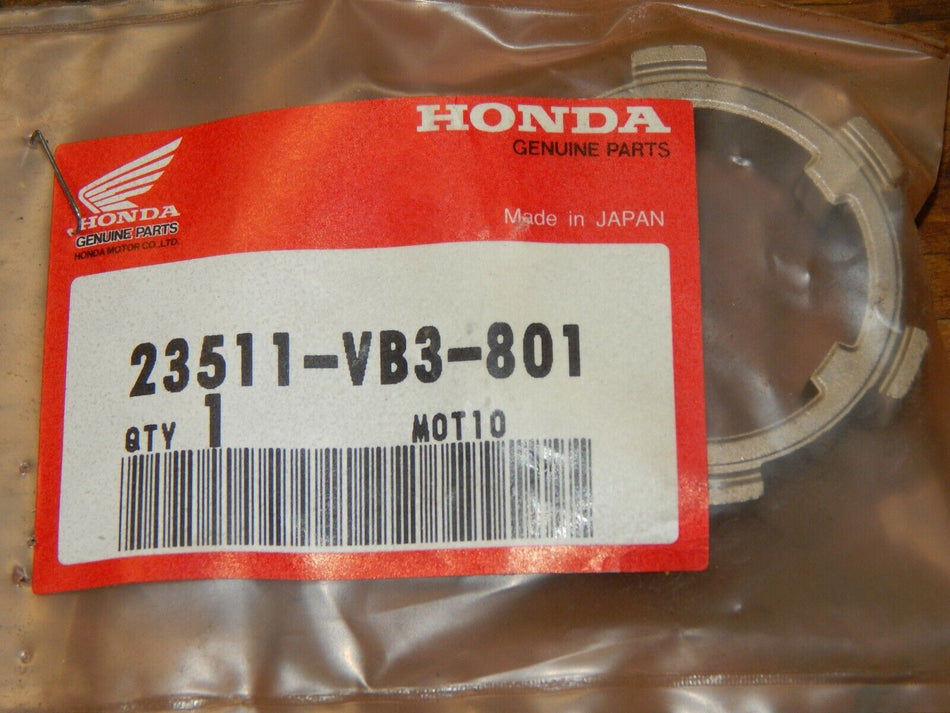 Genuine Honda 23511-VB3-801 Receiver Ratchet