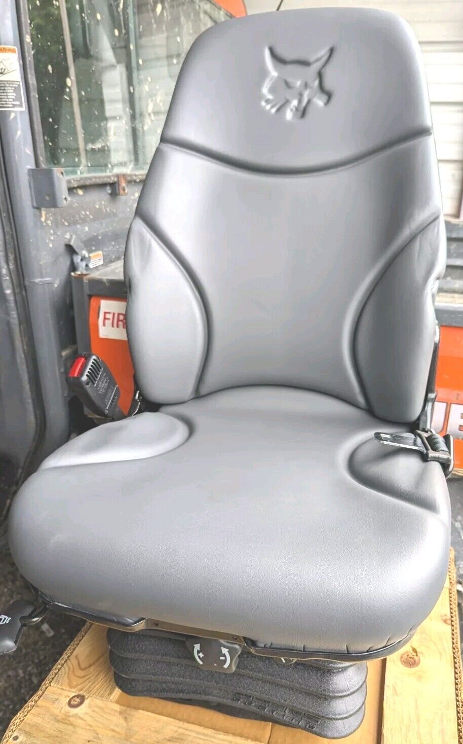 Bobcat Vinyl Mechanical Suspension Excavator Seat, Sears Seating, Equipment Seat