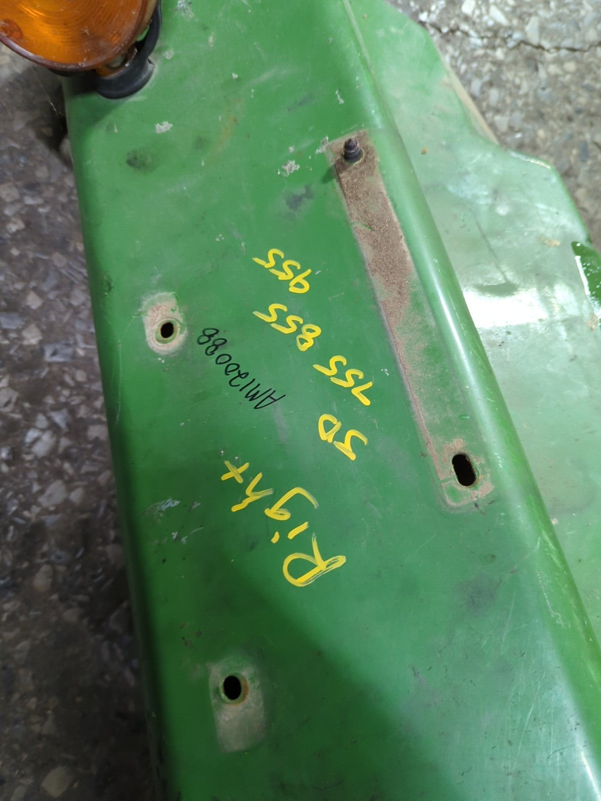 47696518