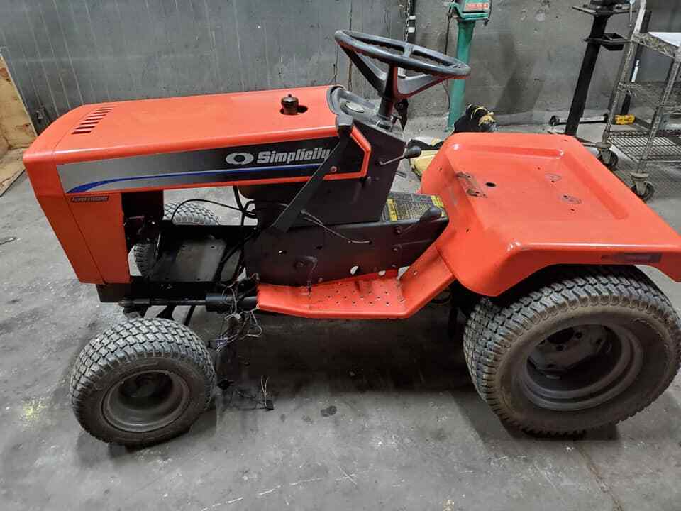 47653015