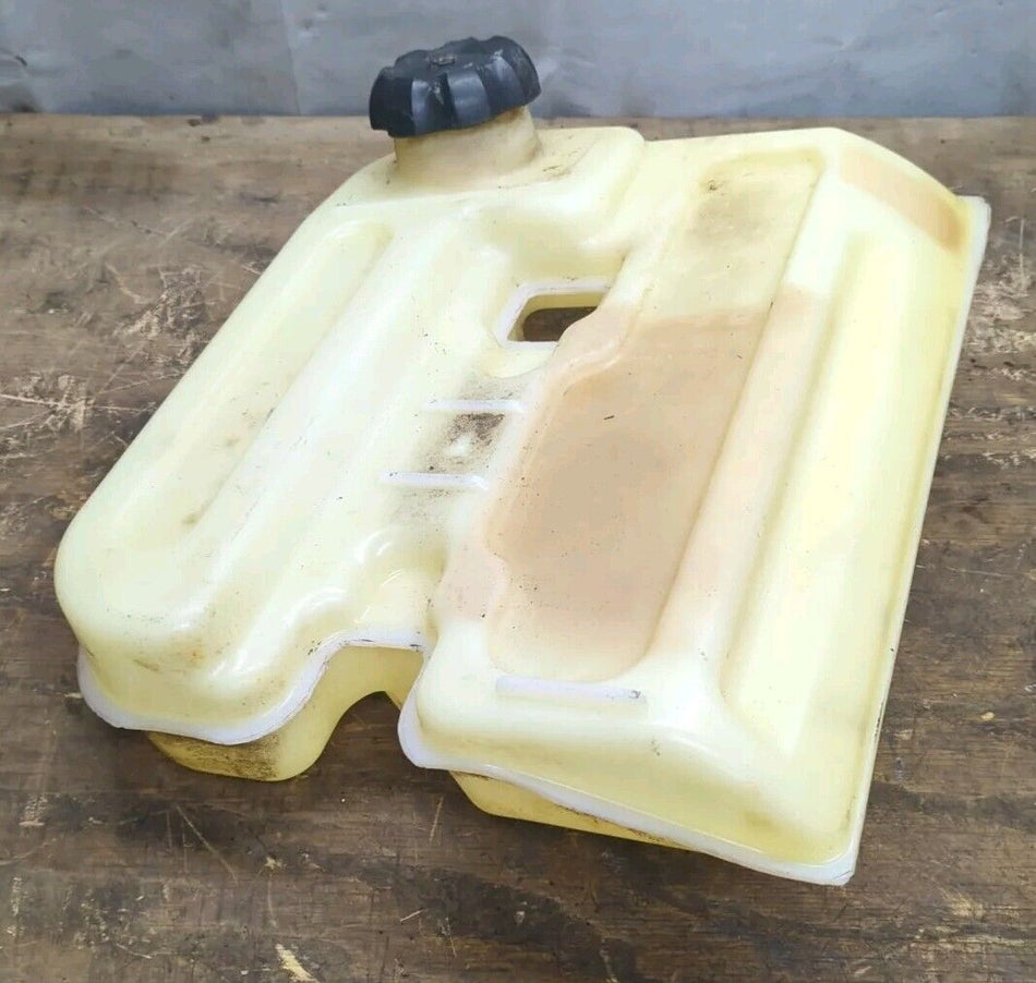 Craftsman Husqvarna OEM DYT4000 179022 179022-2 532179022 Gas Fuel Tank