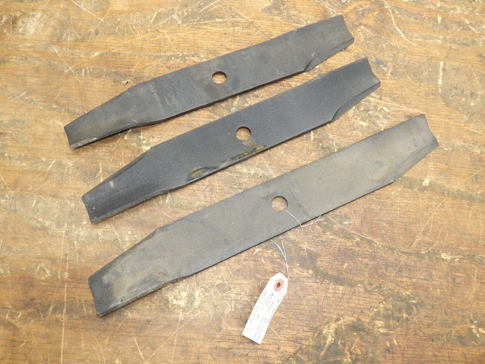 Cub Cadet 126,127,128,129,147,149 48" Mower Blades 489392R1 Set of Three