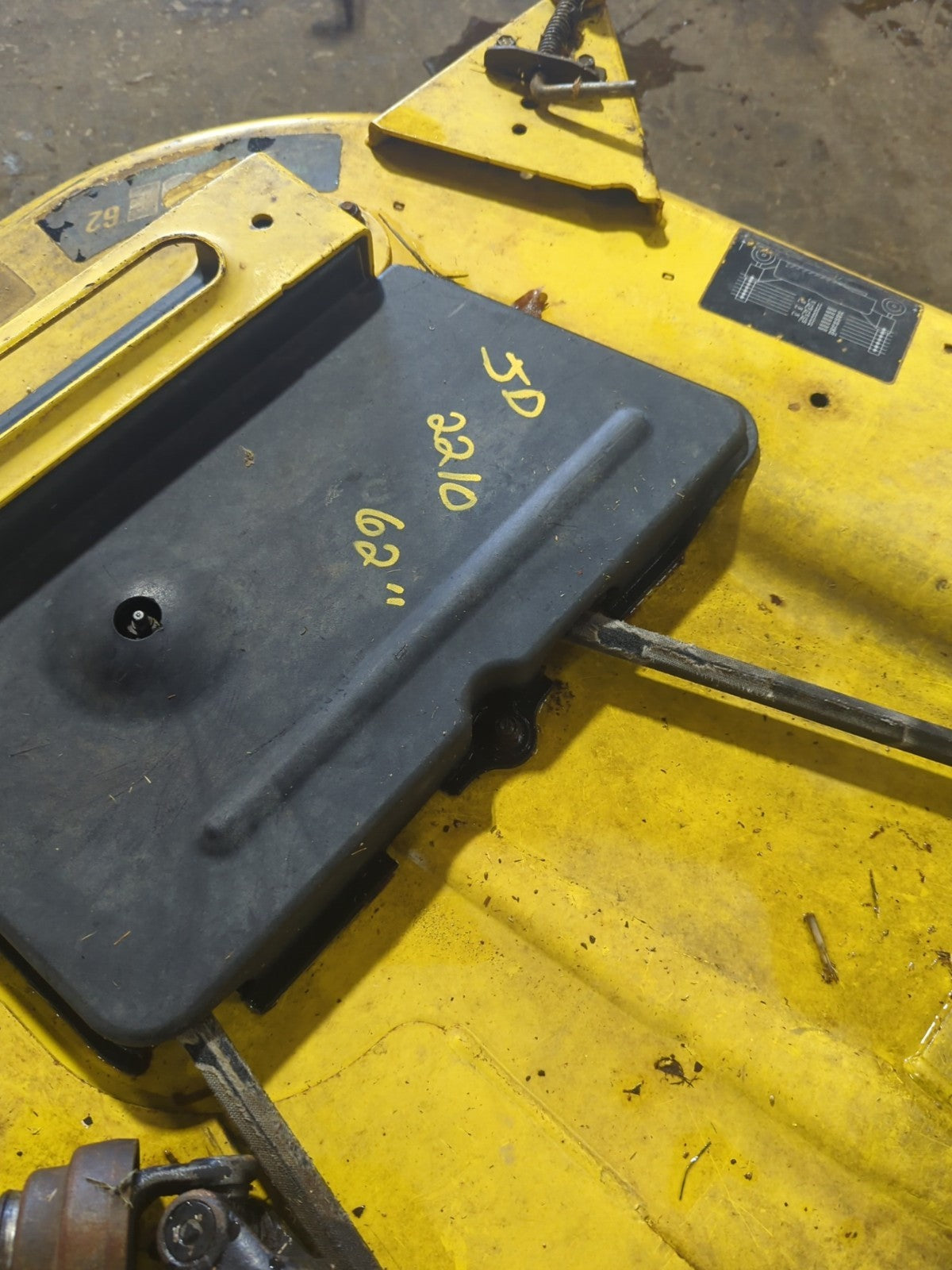 47202595
