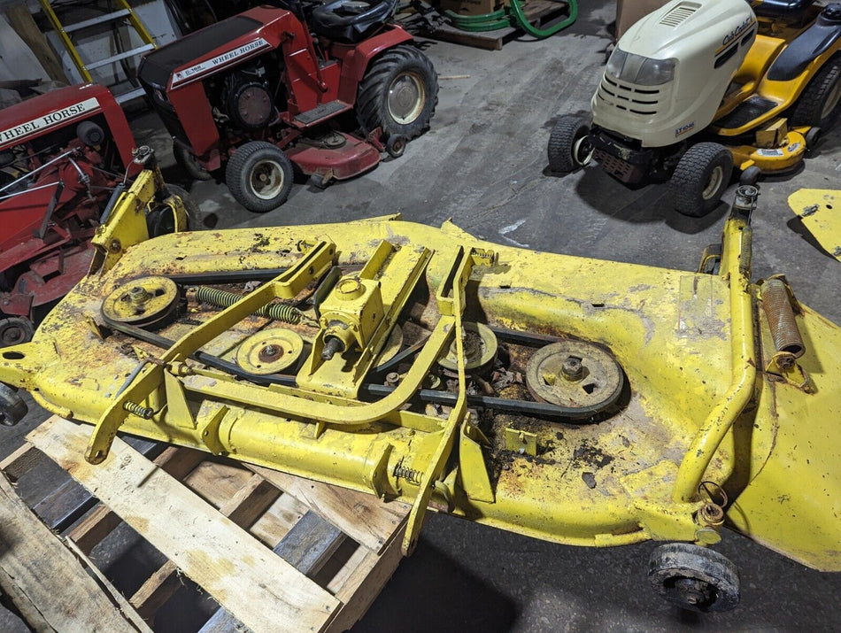 John Deere 970 Tractor (72") Mower Deck (Parts/Repair)