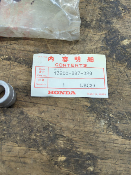 47698032