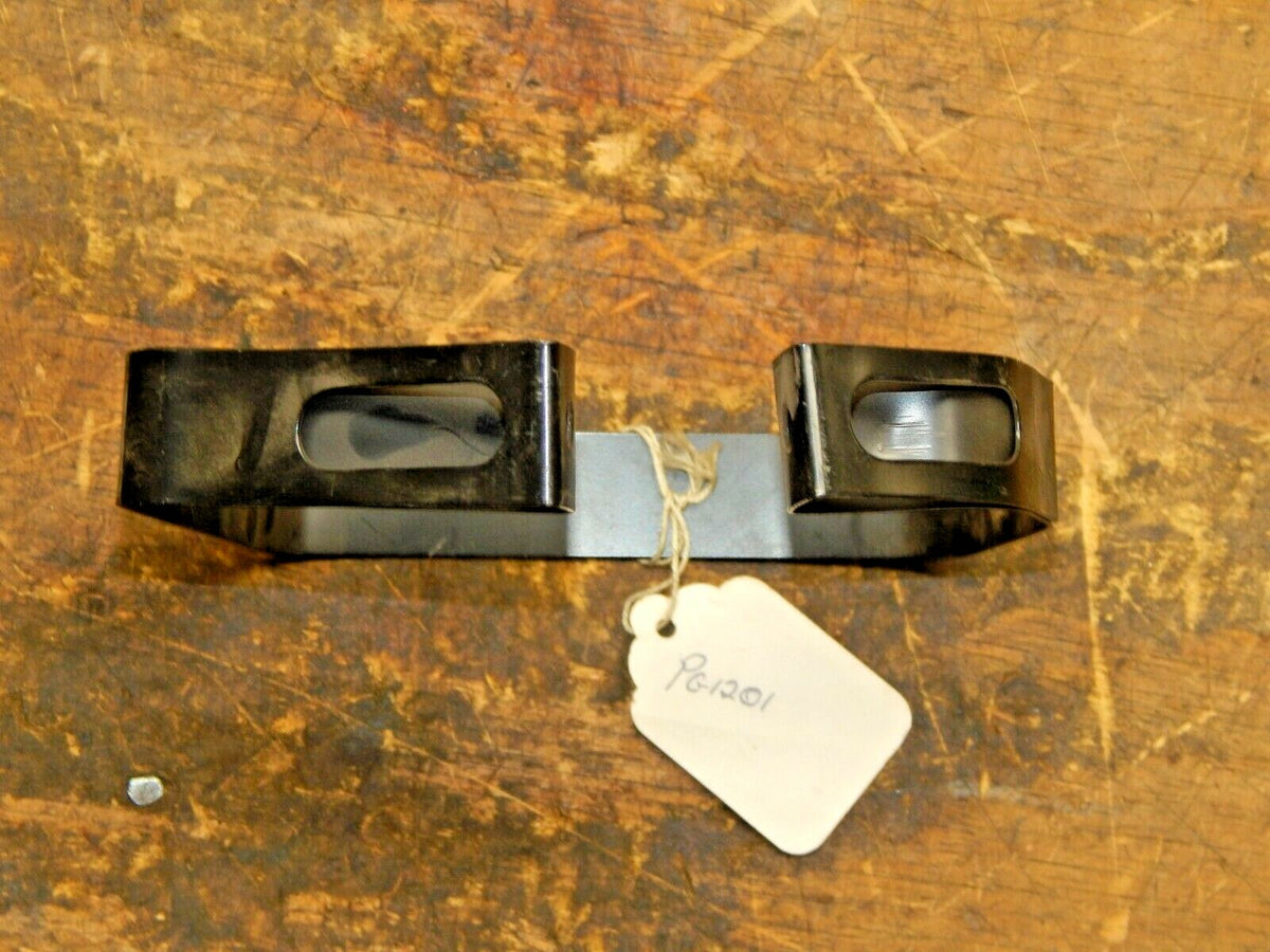 47653704