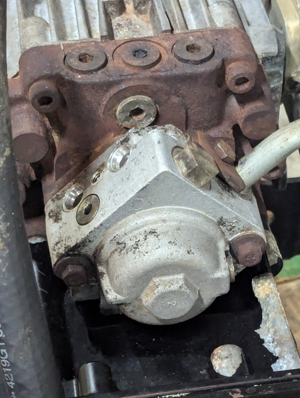 47651075
