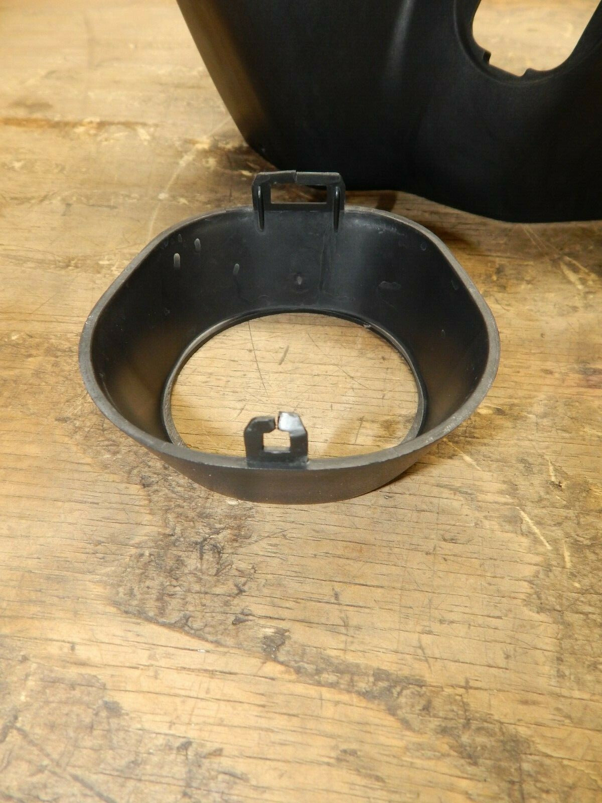 47697318