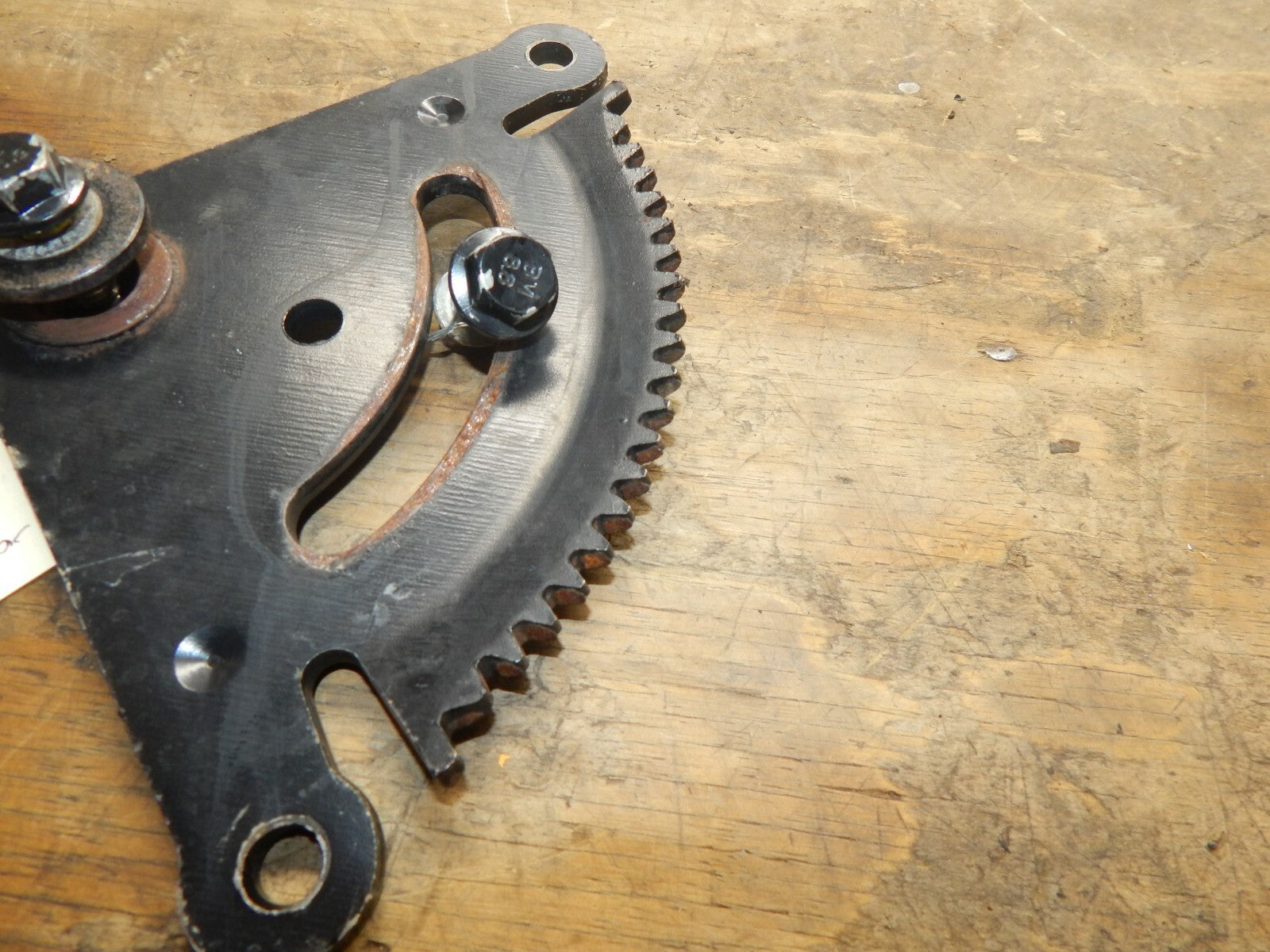 47654053