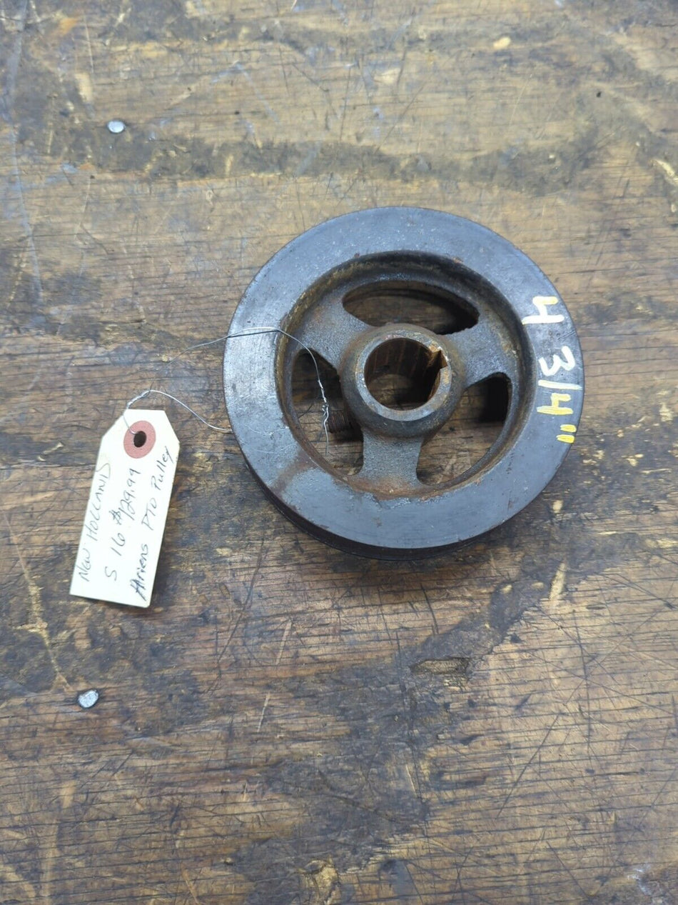 Ariens/New Holland Garden Tractor S-18H PTO Pulley 53115300 (4 3/4")