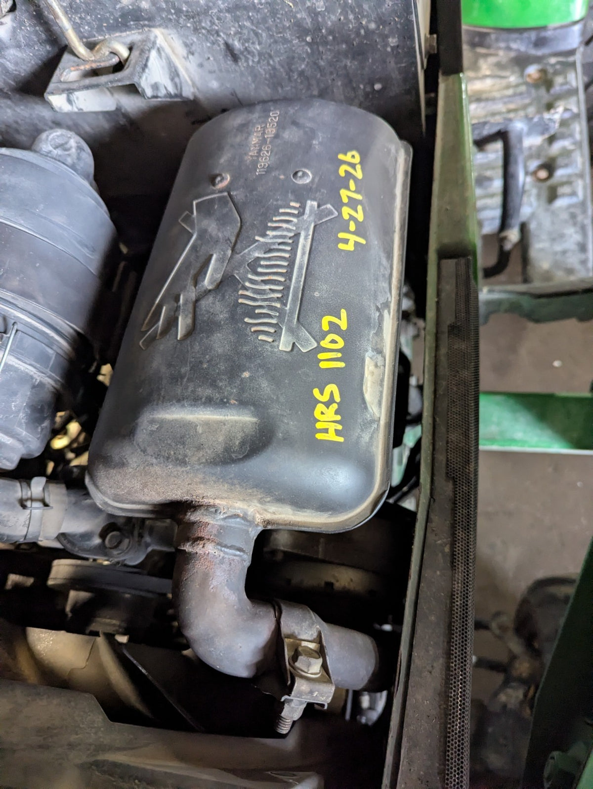 47272115