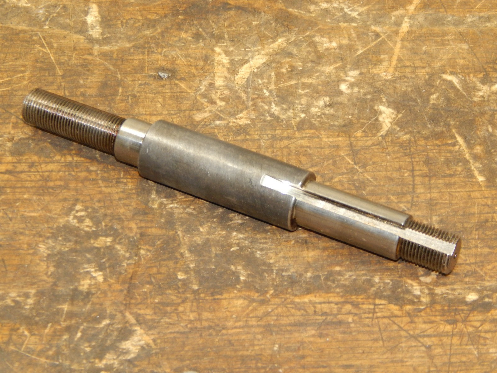 【shushu266226】No.2 OEM NOS YAZOO LAWN MOWER 1904-266 SPINDLE SHAFT – Adams Small