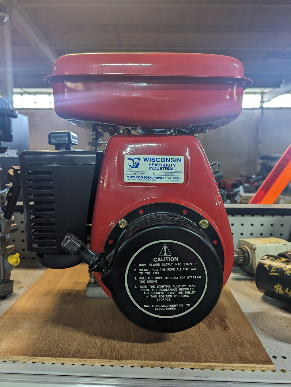 Wisconsin WE180 horizontal shaft engine (3/4"x 2 1/4" crankshaft)