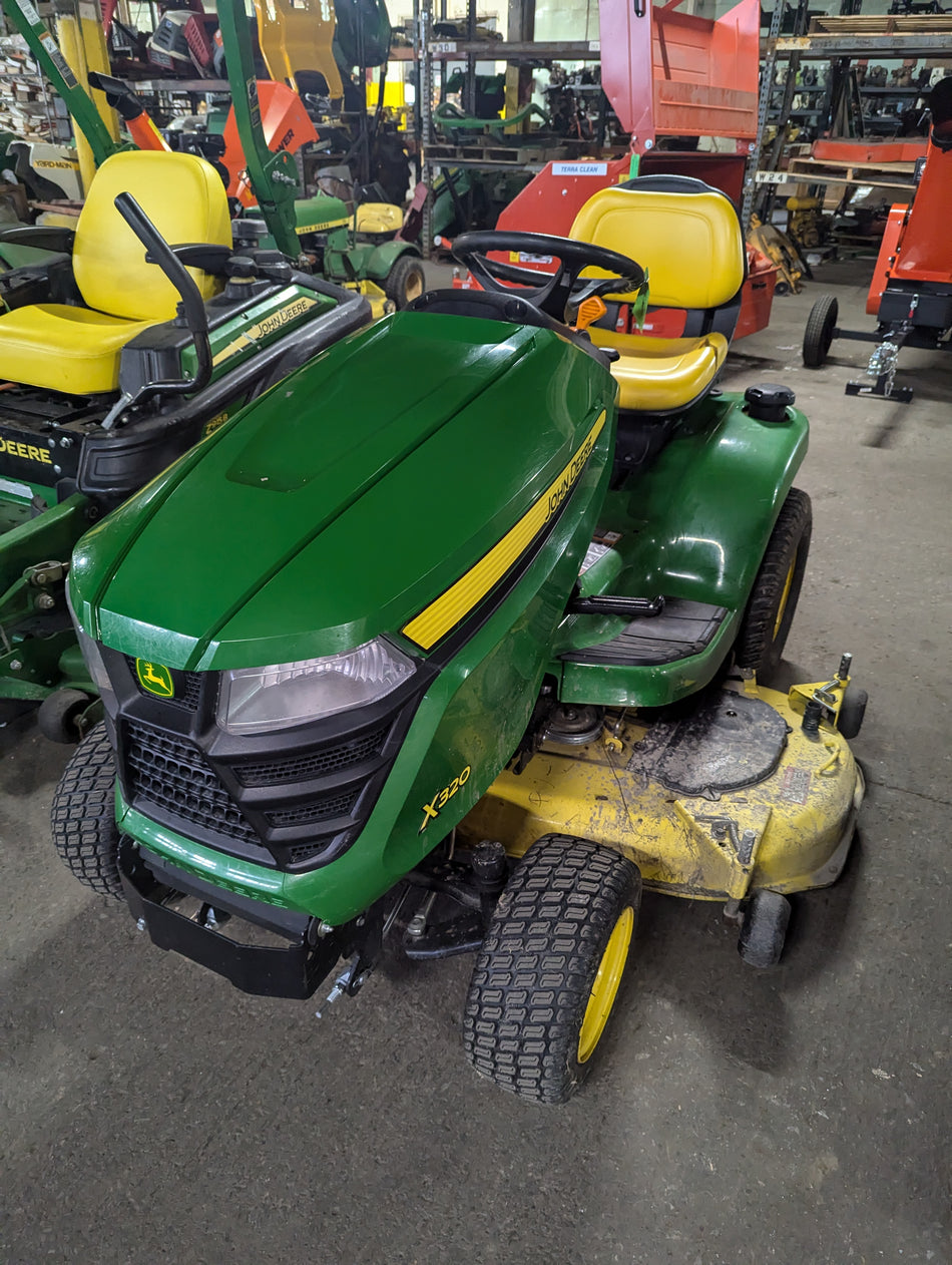 John Deere X320 (54") used Riding mower