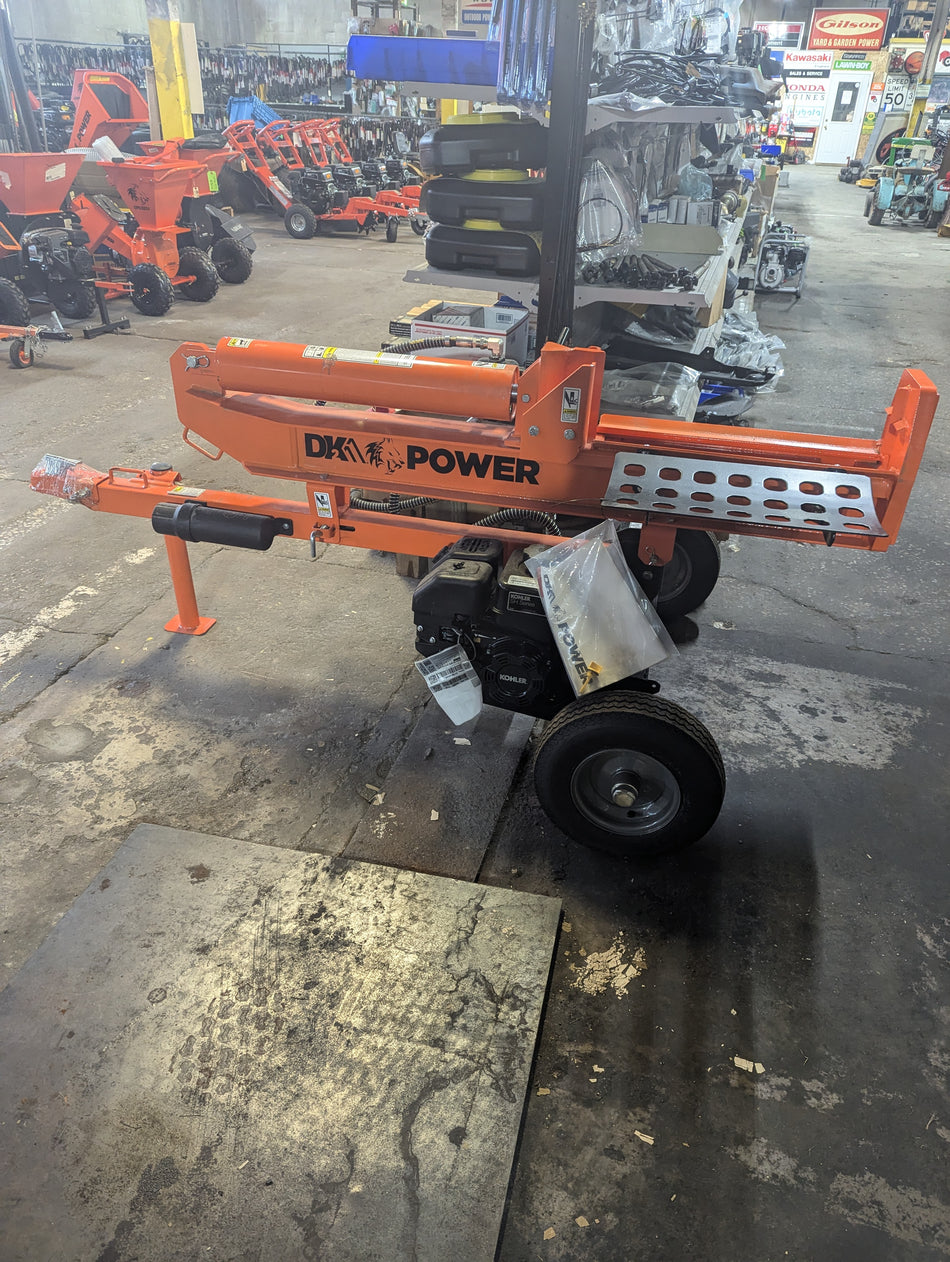 DK2 OPS32 (32 ton) log splitter