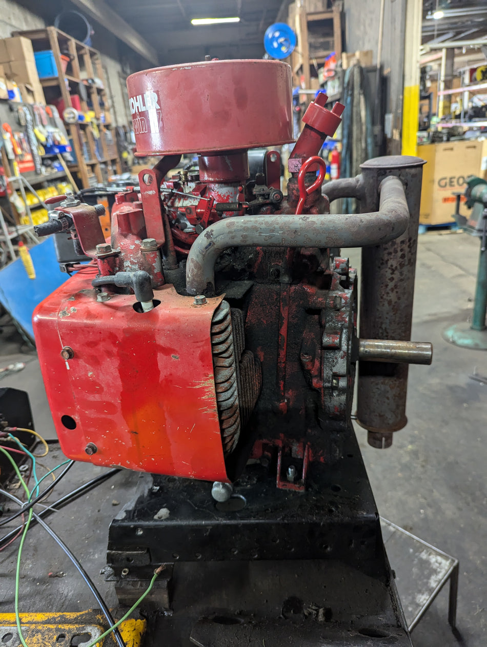 Kohler KT17 (17hp) series II (horizontal shaft 1 1/8"x 3 3/4") 841 hours