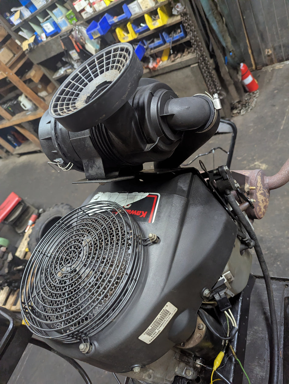 Kawasaki FH680V (23hp) vertical (1"x3") crankshaft 2168 hours ?