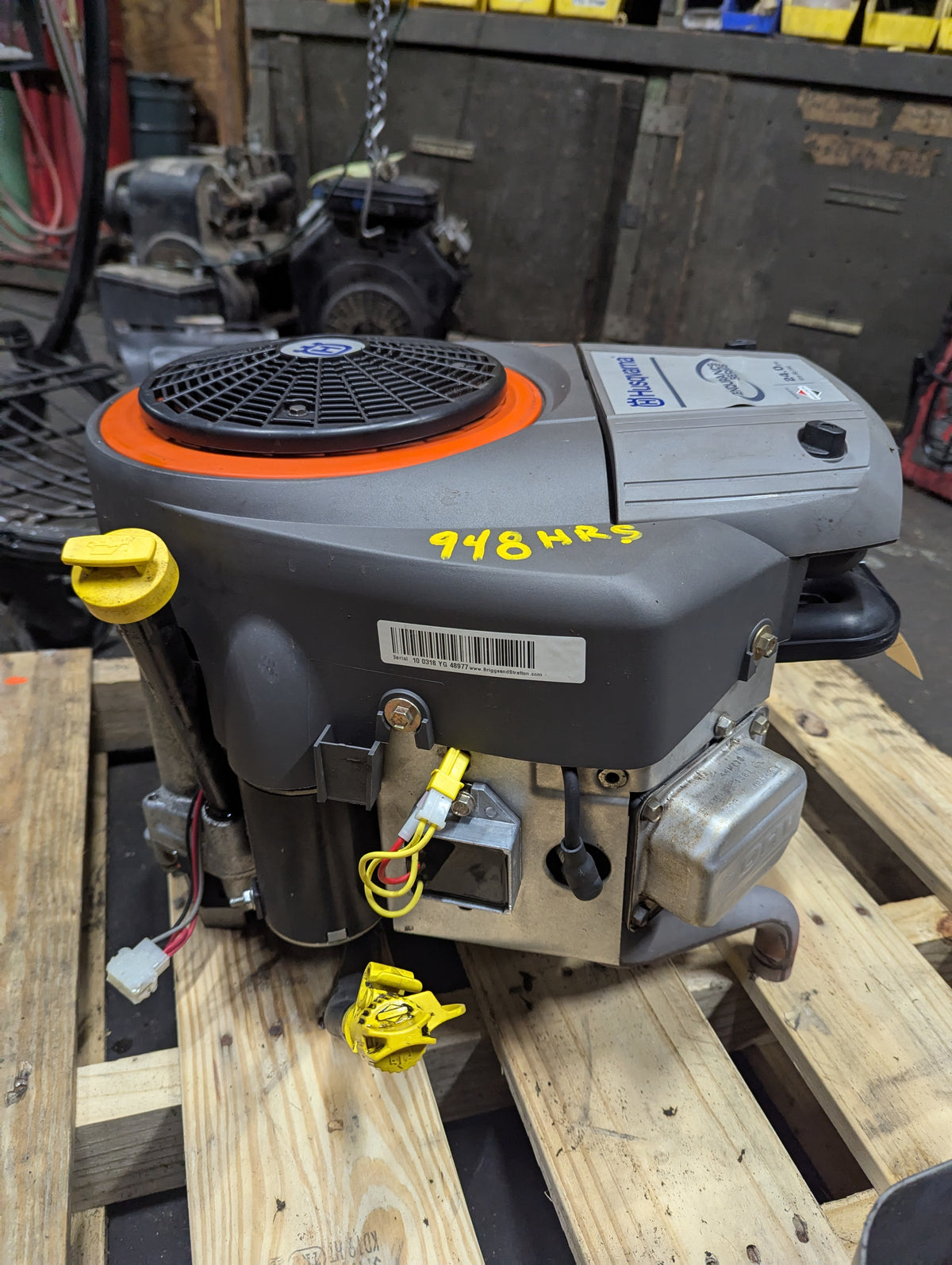 Briggs and Stratton 24hp model 44M777 Intek V-twin (948 hours) vertica ...