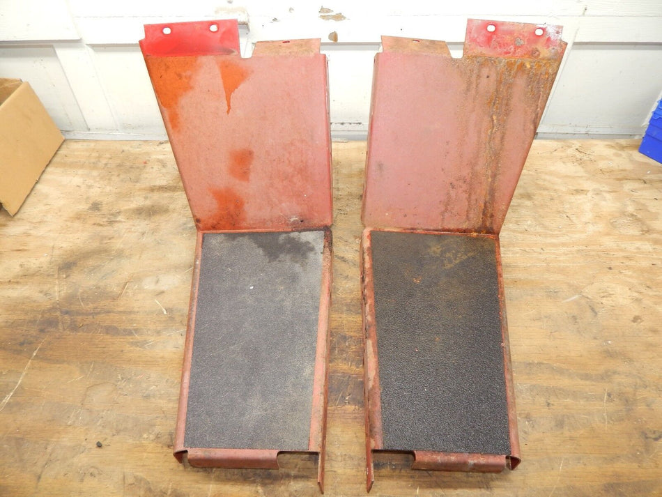 Wheel Horse D-160 Garden Tractor Left/ Right Floor Boards 104818, 104819