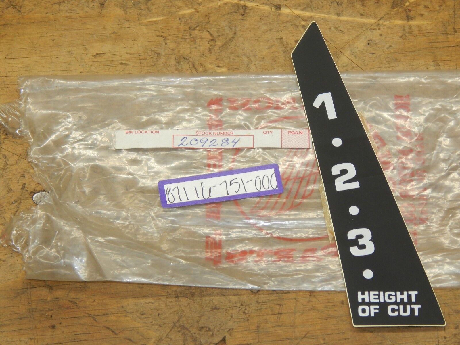 Honda OEM Mark, Indicator #87116-751-000 QTY.1 -NEW – Adams Small ...