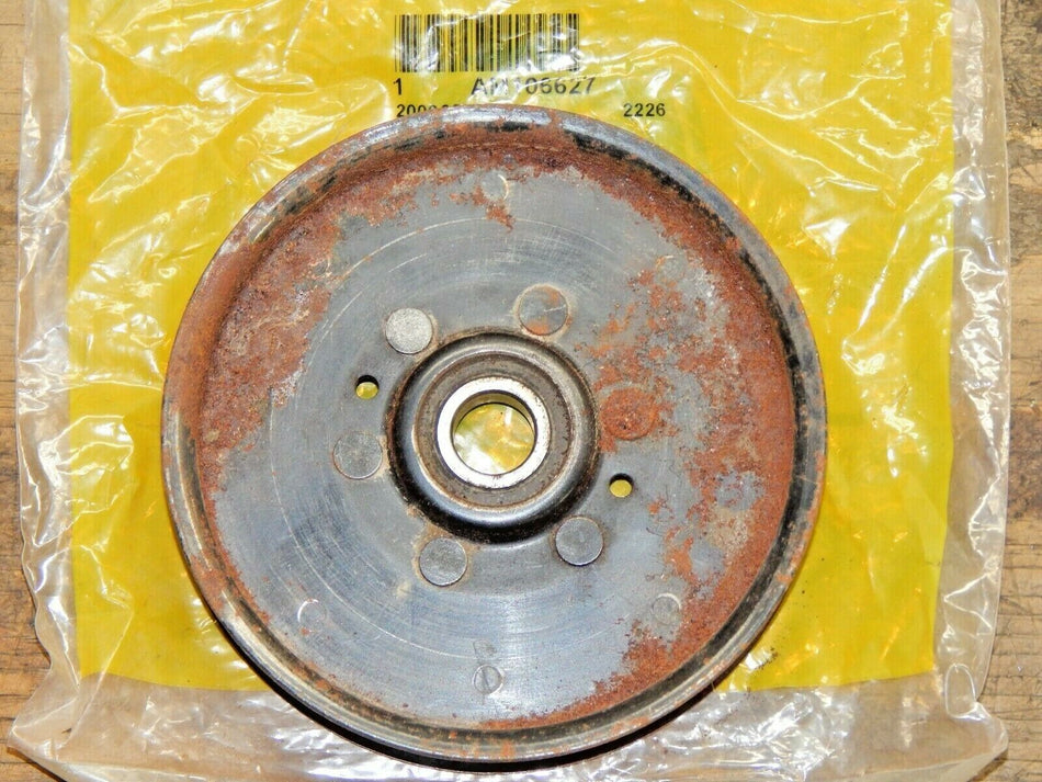 JOHN DEERE Genuine OEM Flat Idler Pulley AUC16698 OLD Part # AM106627