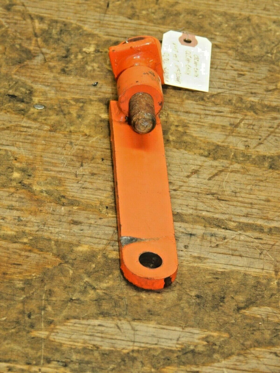 Kubota T1670 Riding Mower-Upper/Lower Lift Link K1142-44270,K1142-44280