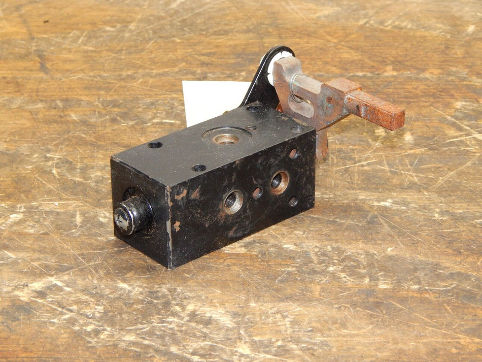 Cub Cadet Hydraulic Valve 717-P3452-Open Box (#2)