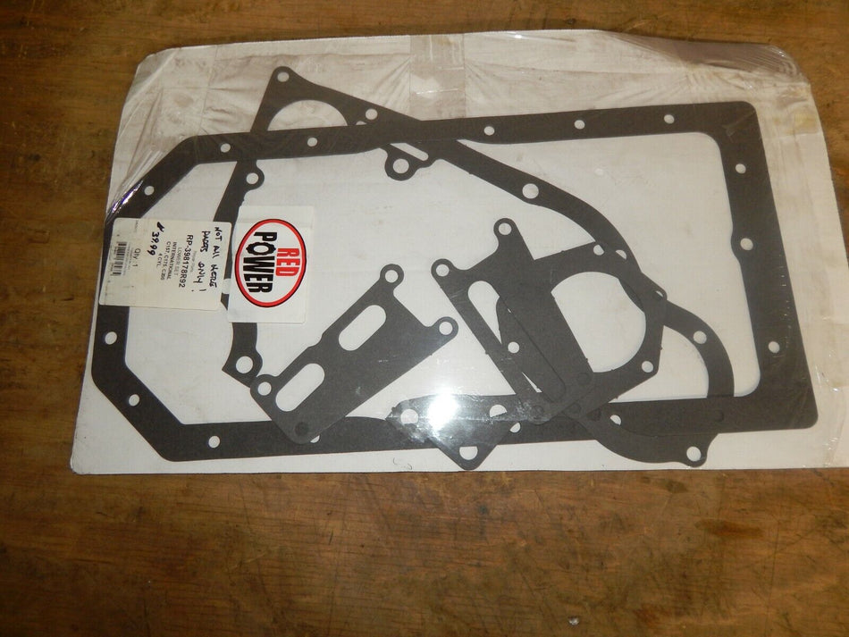 International/ Case IH Gasket Set RP-398178R92 (INCOMPLETE)