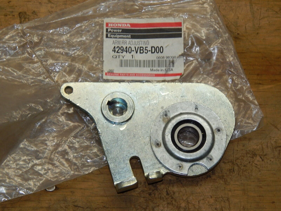 Honda OEM Arm RR. Adjusting Part#42940-VB5-D00 QTY.1 -NEW