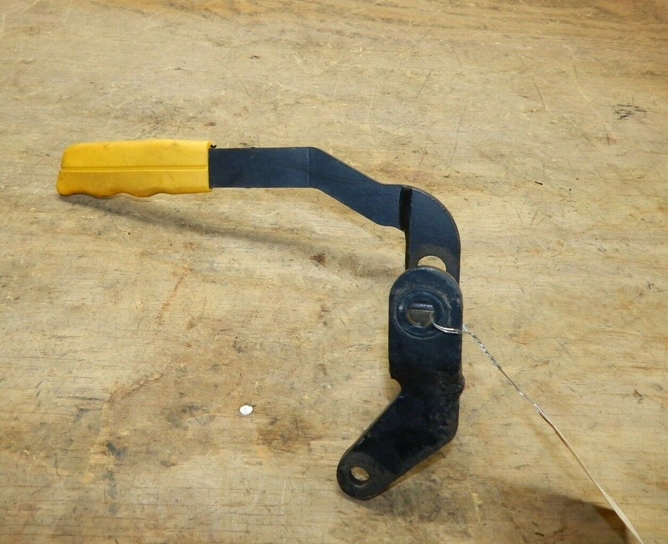 John Deere F680 Z-Trak Zero Turn - Brake Lever AM128532