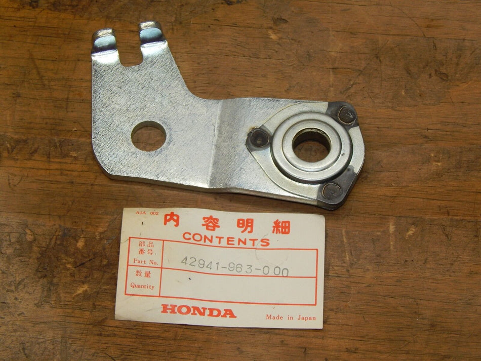 Honda OEM Arm L. R.R. Part#42941-963-000 QTY.1 -NEW