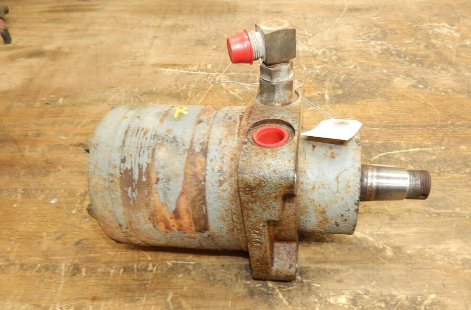 Scag Turf Tiger STT61V Hydraulic Wheel Motor (#1) 483190