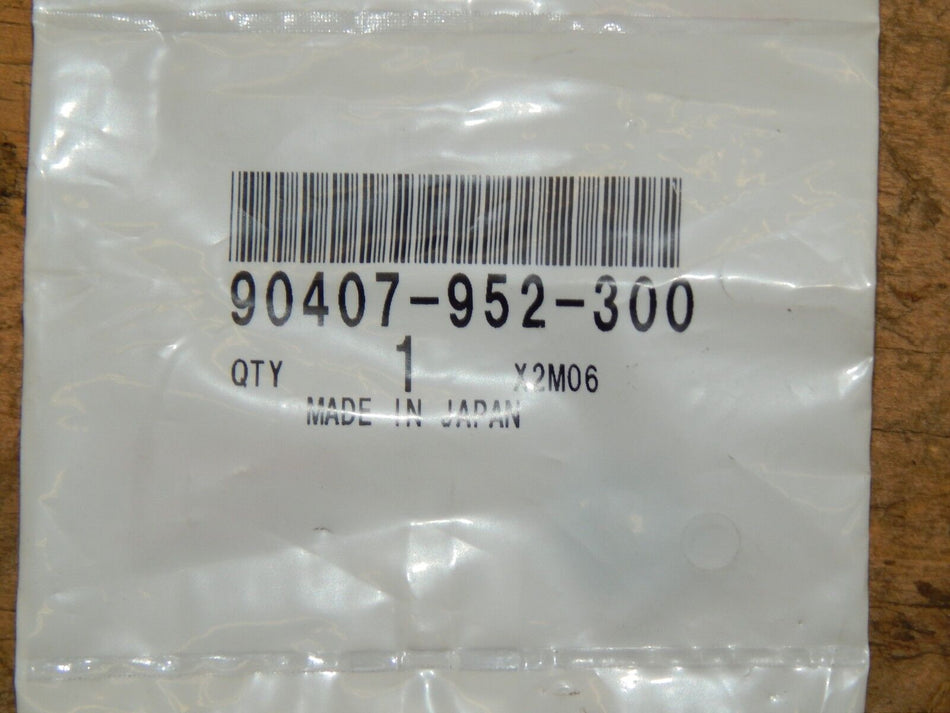 Honda OEM Washer Part#90407-952-300 QTY.1 -NEW