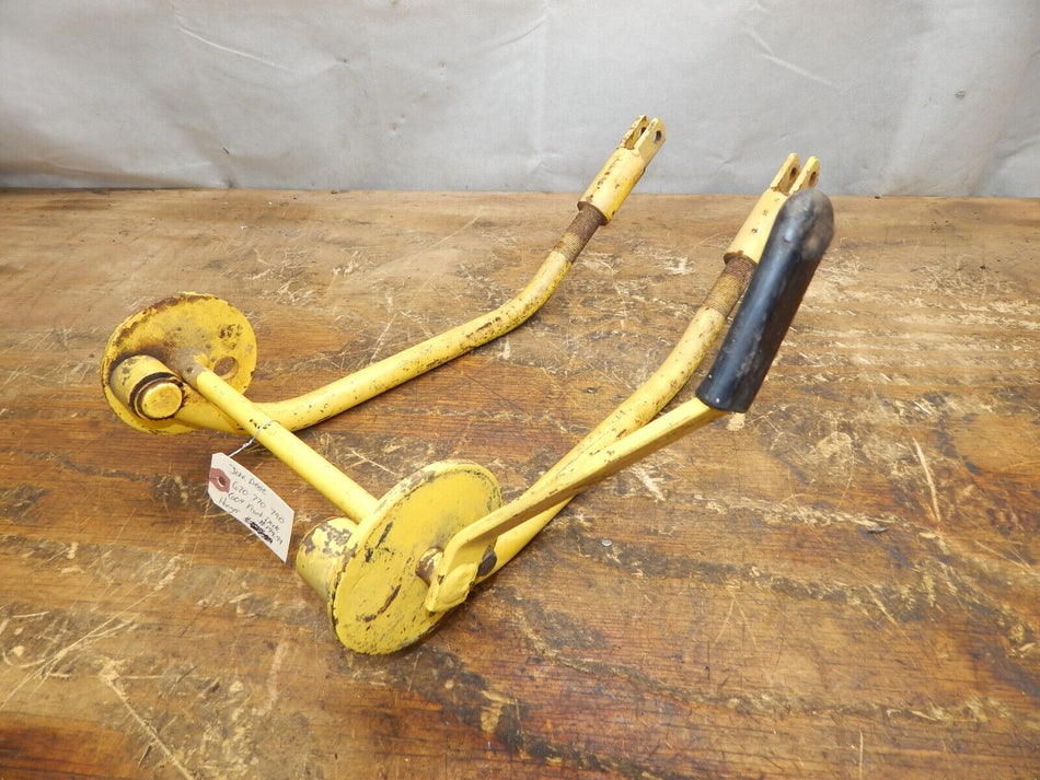 John Deere 670,770,790 (60") Mower Deck Front Hanger