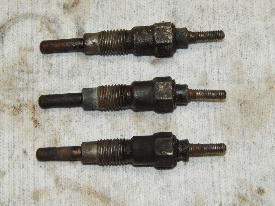 Kubota F2100E Front Mower -Kubota D950 Engine Glow Plug SET (3) 15951-65512