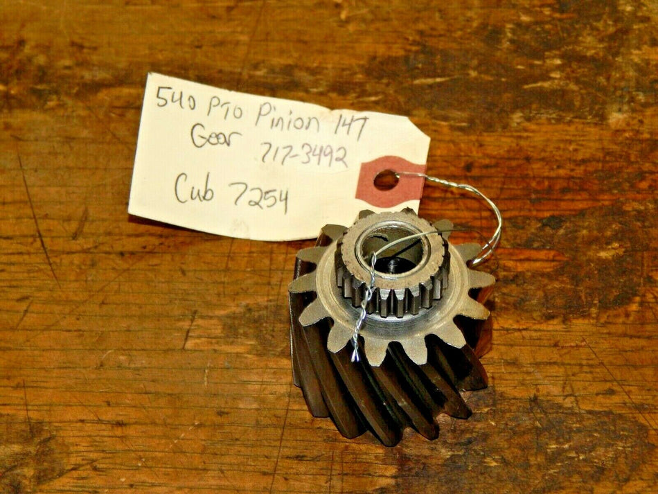 Cub Cadet 7254 Sub Compact Tractor-540 PTO Pinion (14T) Gear 717-3492