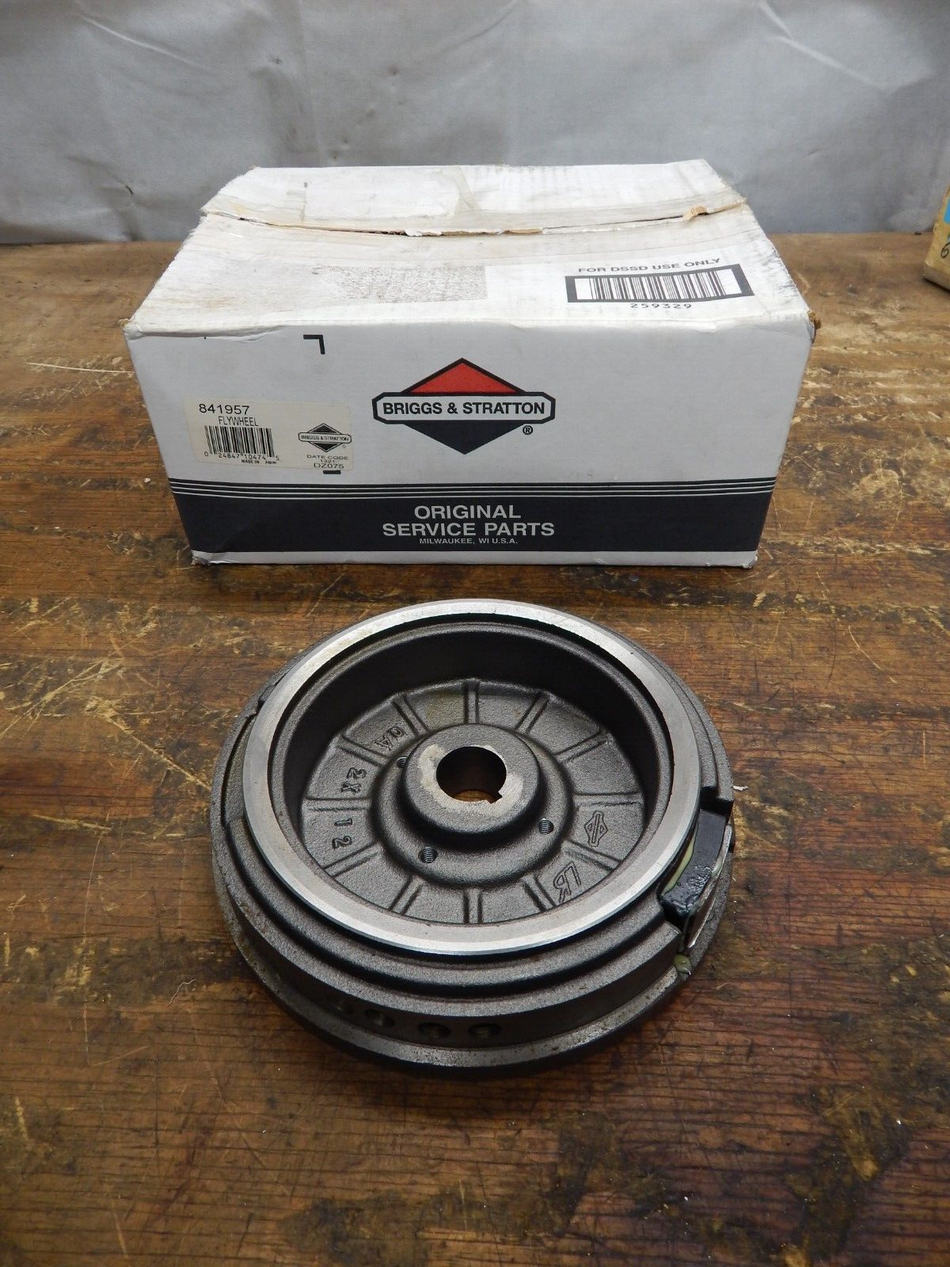 OEM Genuine Briggs & Stratton Flywheel 841957