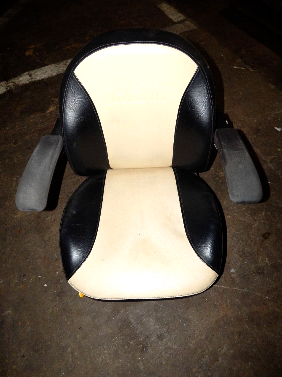 Cub Cadet Z Force S 60 -SEAT 757-04146A