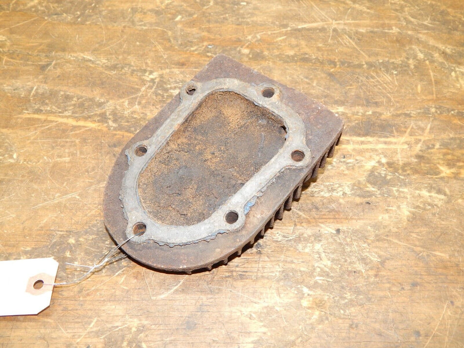 Vintage Briggs & Stratton Model Y/H Flat Cylinder Head CHIP IN FIN