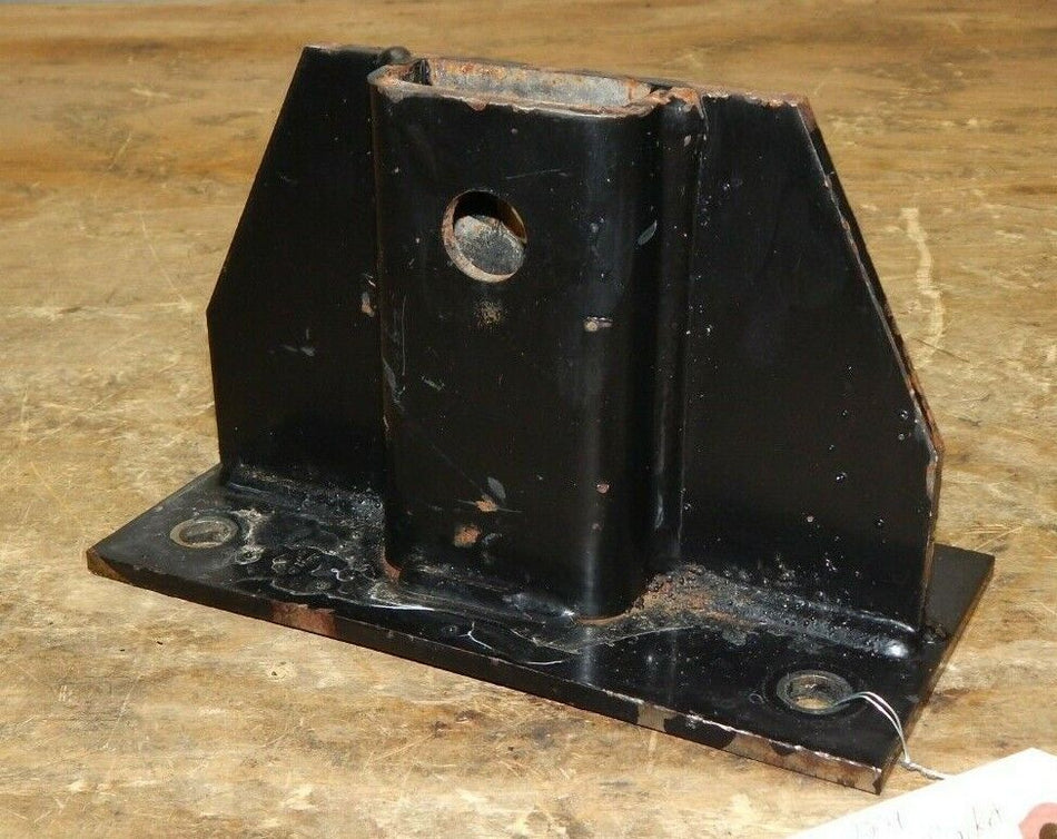 Cub Cadet 7254 Drawbar Bracket 603-0758-0637