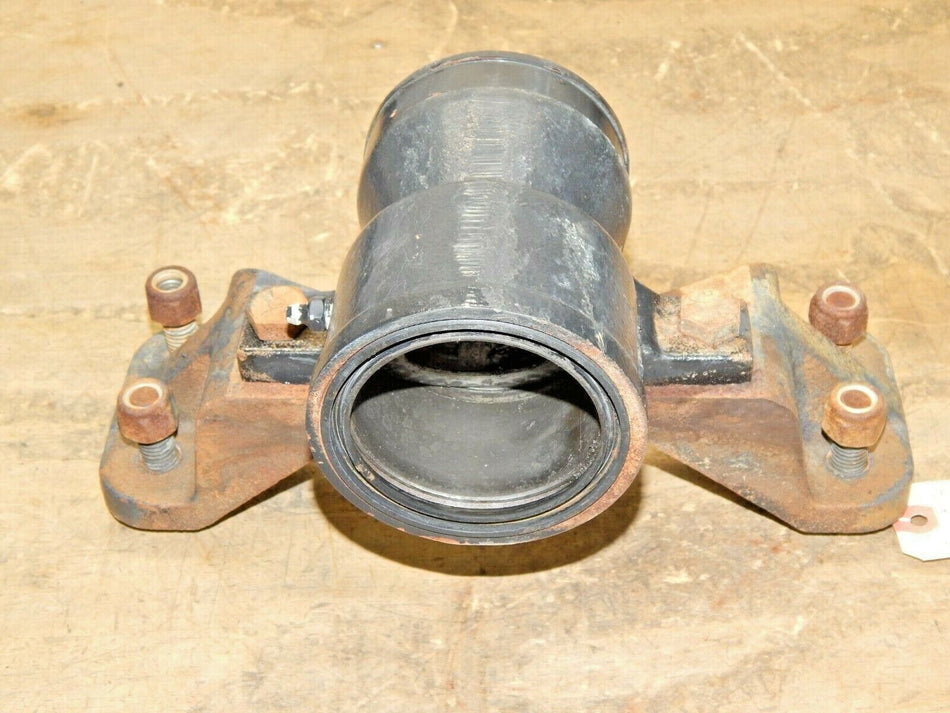 Cub Cadet 7254 (7000 Series)-Rear Axle Bracket 703-3681A, IM322017900