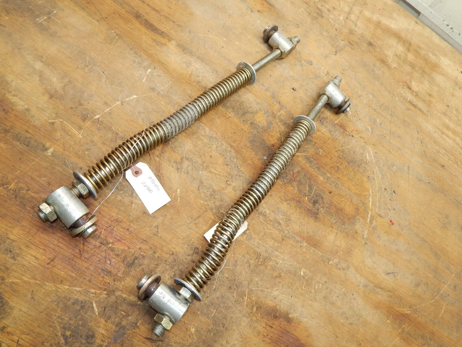 MTD Pro Z2560 Zero Turn Lift Rods/Springs (QTY 2) 01003318 – Adams ...