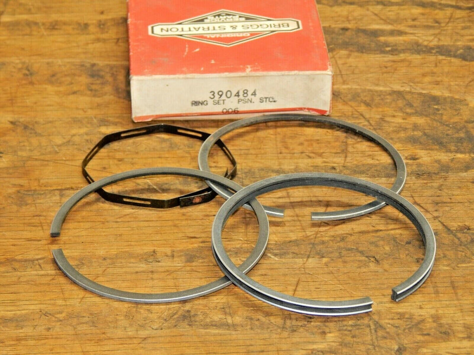 New Briggs & Stratton STD Ring Set Part # 390484 For Lawn & Garden Equipment