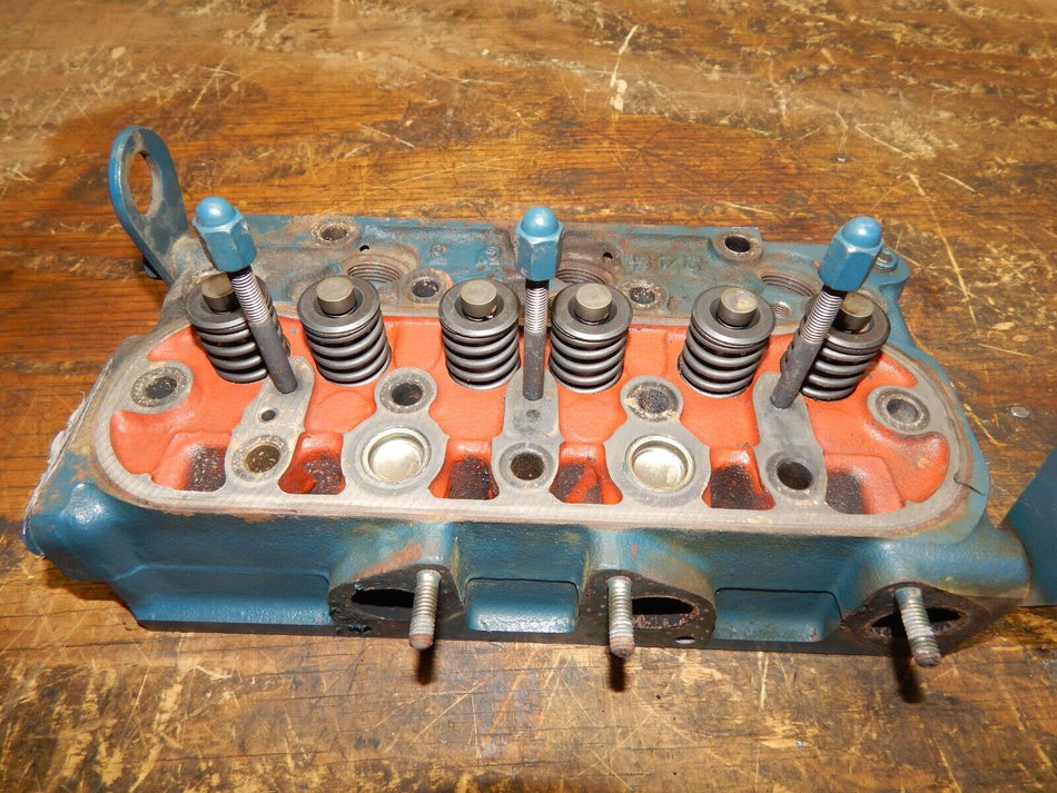 Kubota D722 Diesel Engine- Cylinder Head 16689-03042