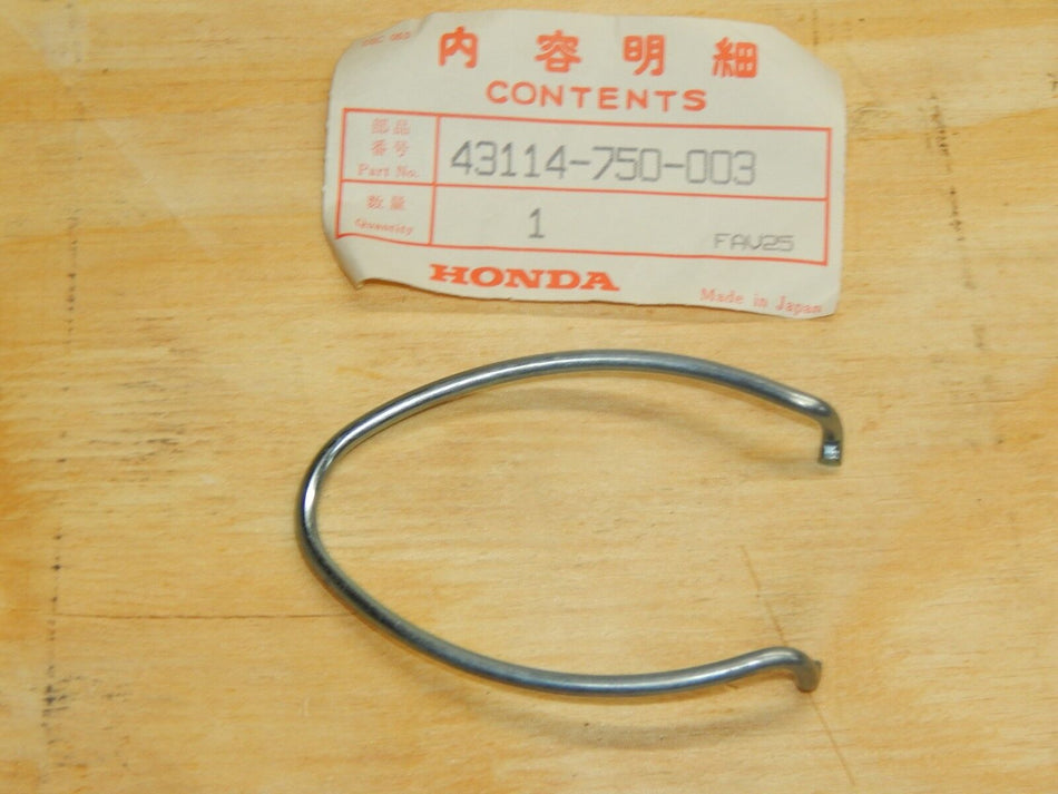 Honda OEM Brake Shoe Spring Part#43114-750-003 QTY.1 -NEW