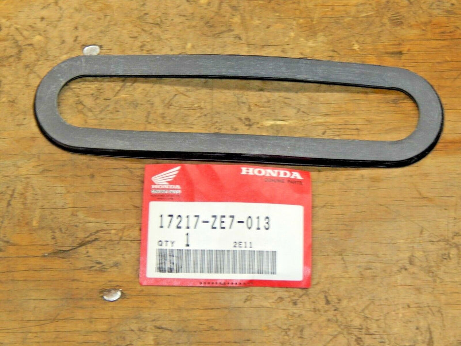 Honda OEM Air Filter Gasket #17217-ZE7-013- QTY.1-NEW