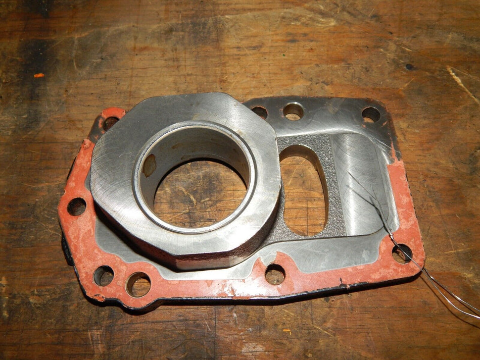 John Deere 1445 Transaxle Cover MIA880534, AM880810