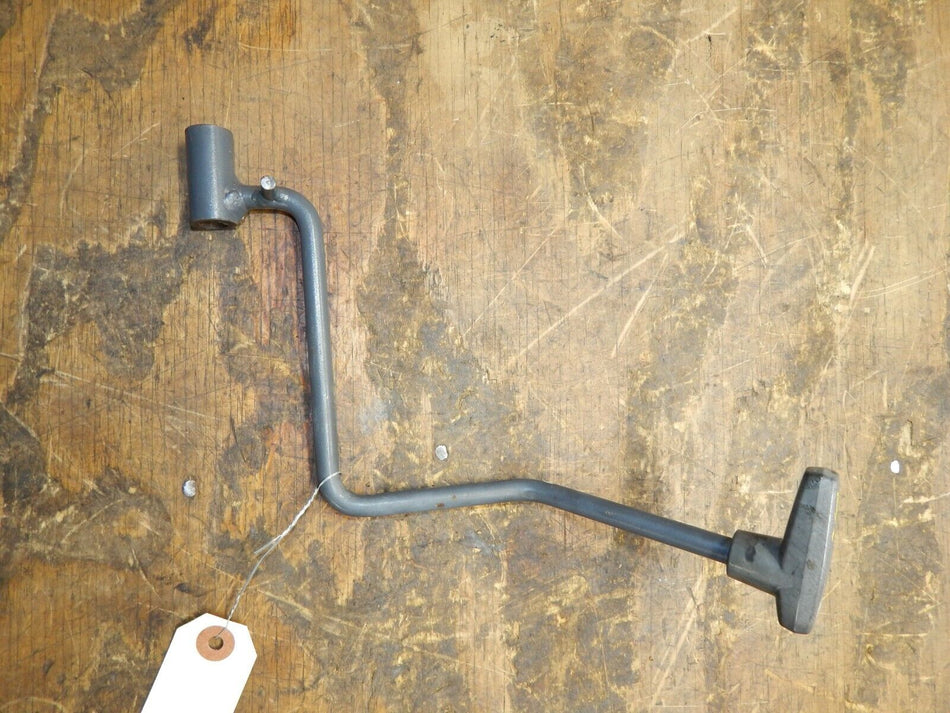 Kubota F2100E Front Mower -Throttle Lever