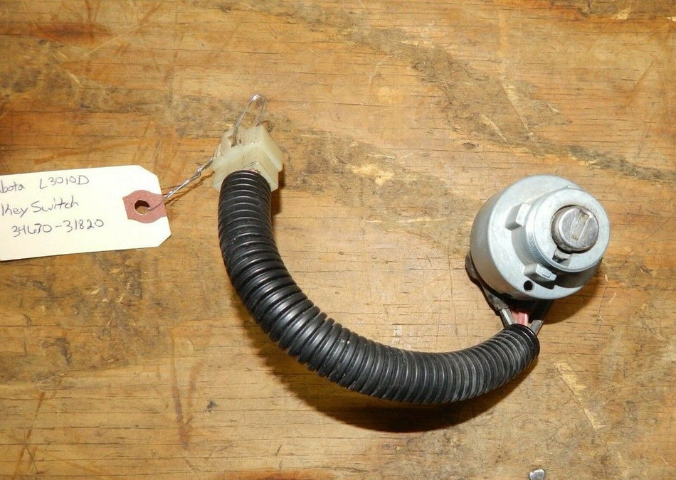 Kubota L3010 4WD Tractor- Key Switch Assembly 34670-31820 (NO KEY)