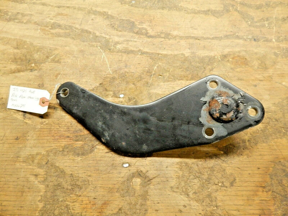 John Deere 425 AWS Transmission RIGHT Steering Arm M806295